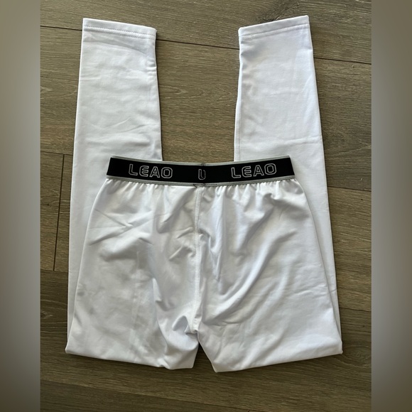 NWOT LEAO Youth Boys Compression Pants 3/4 Sports Active Tights - Picture 6 of 6